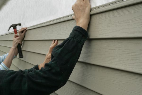 Cost of Insulated Siding Installation in Missouri City