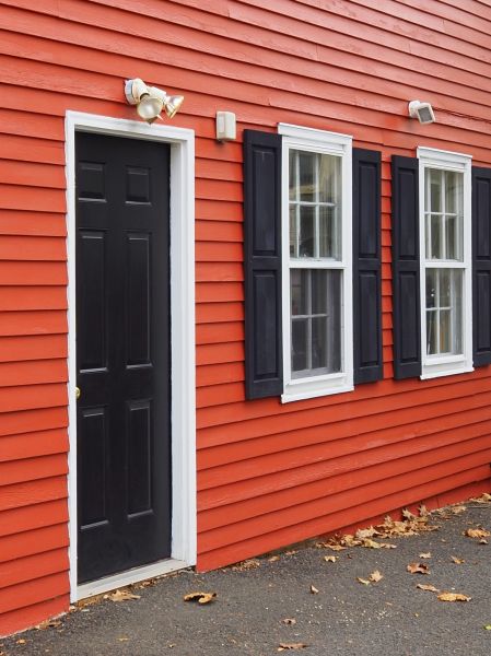 Cost of Red Vinyl Siding Installation in Missouri City